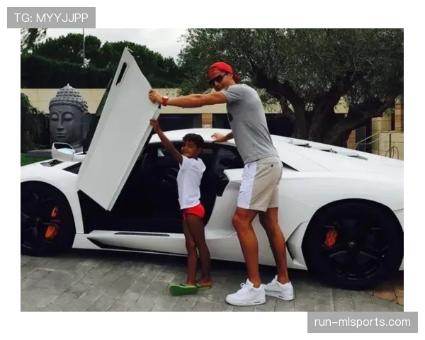 武大靖今天又更新他的豪车车库，普通人这辈子想都不敢想啊